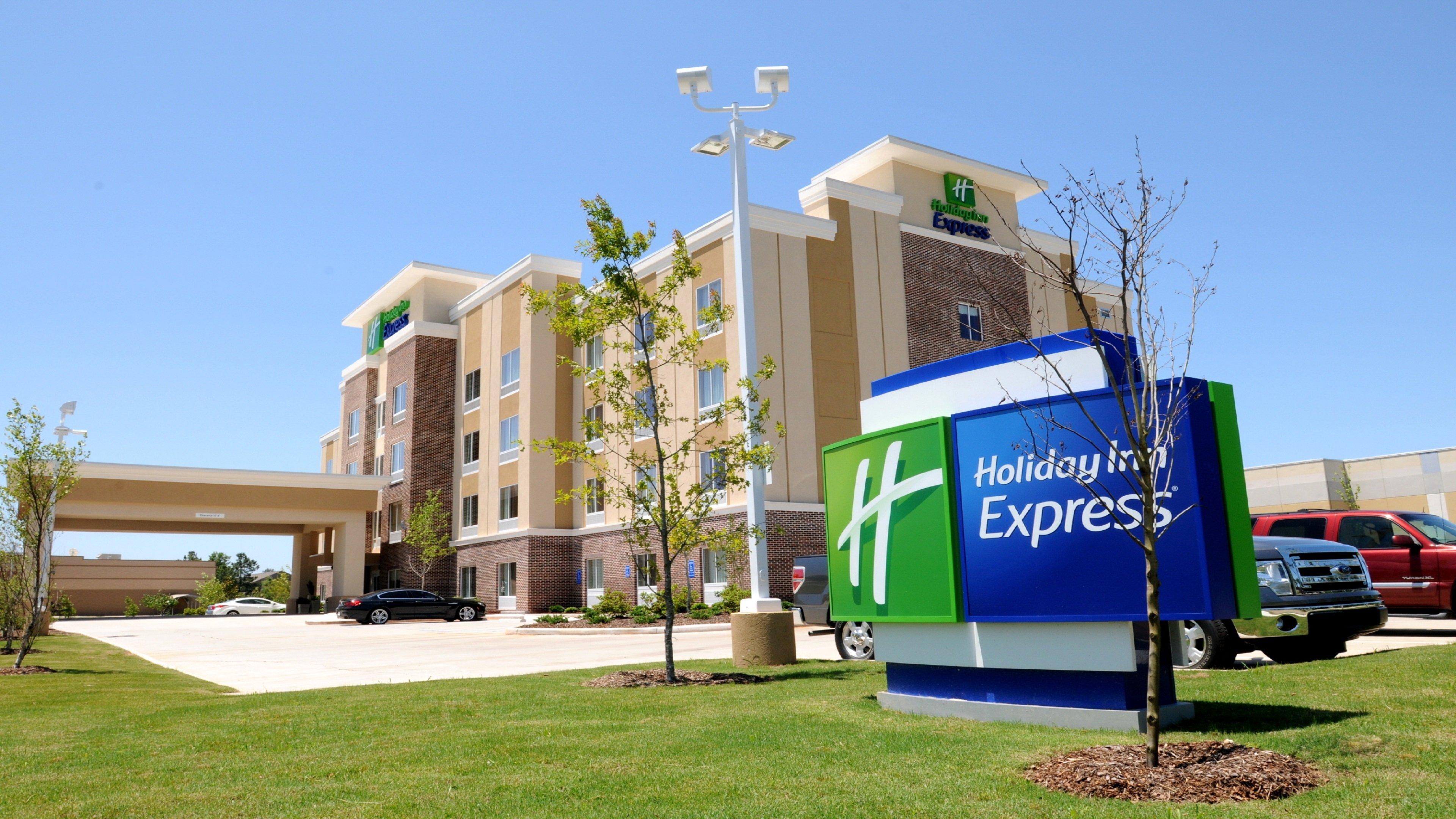 Holiday Inn Express Covington-Madisonville By Ihg Bagian luar foto