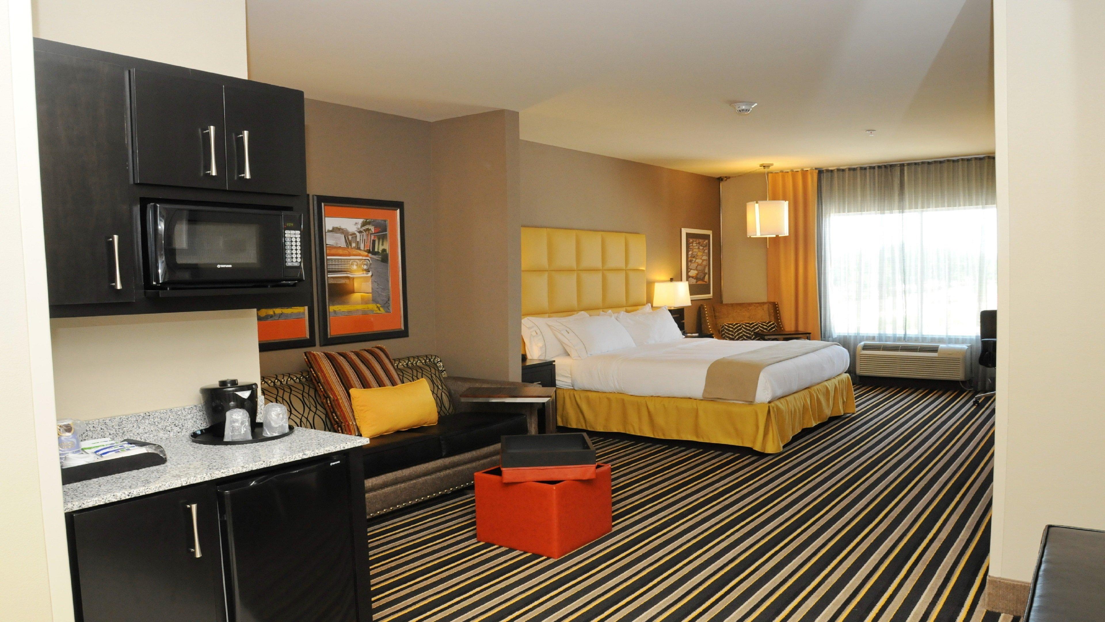 Holiday Inn Express Covington-Madisonville By Ihg Bagian luar foto