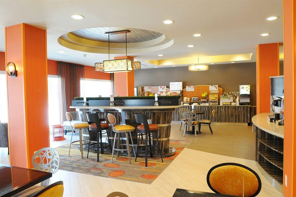 Holiday Inn Express Covington-Madisonville By Ihg Bagian luar foto